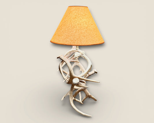 Whitetail Table Lamp
